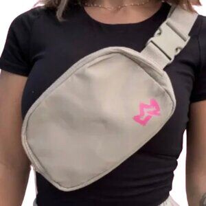 Women's NWT Primal Queen Fanny Pack Khaki with Pink Logo